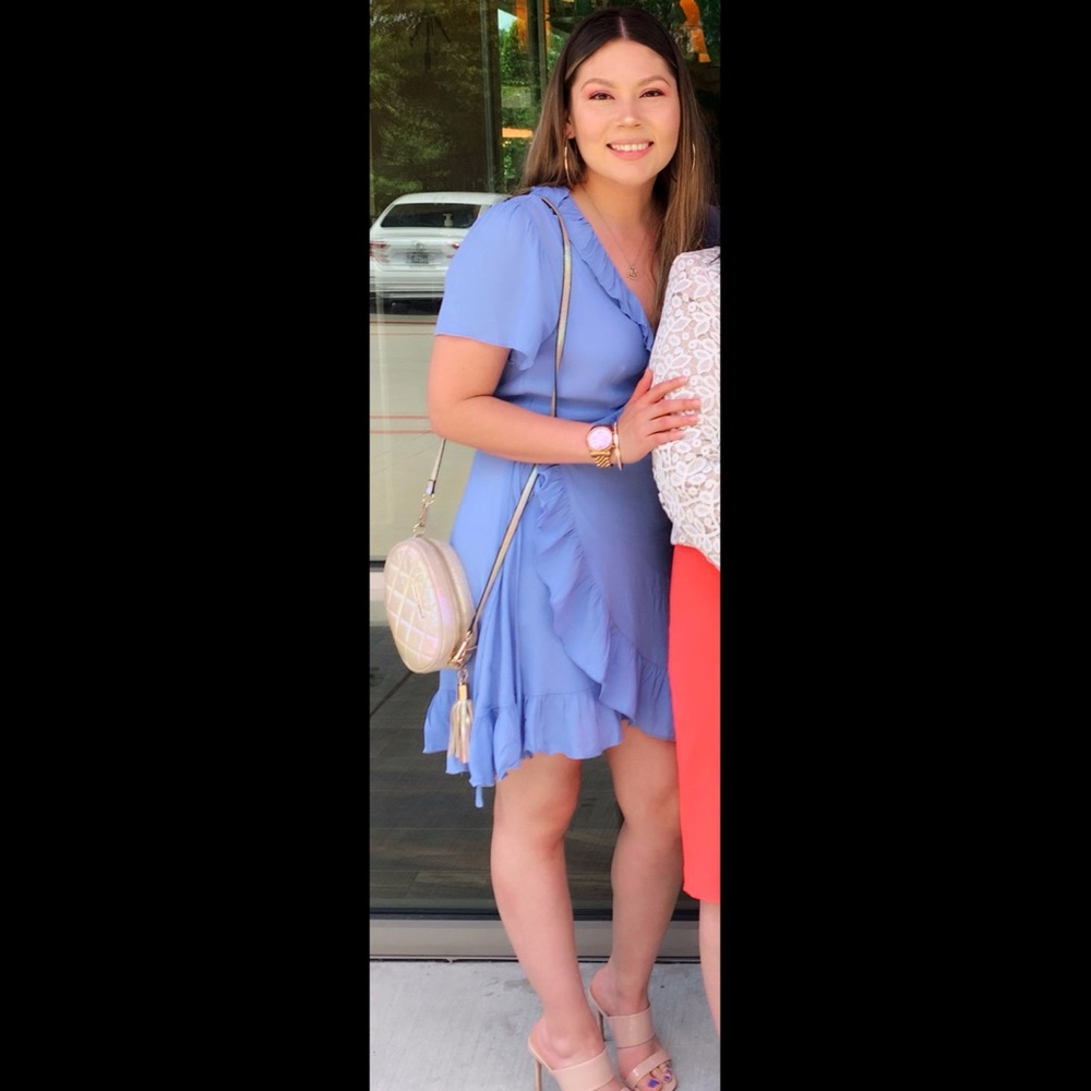 Dress - Picture 9 of 9